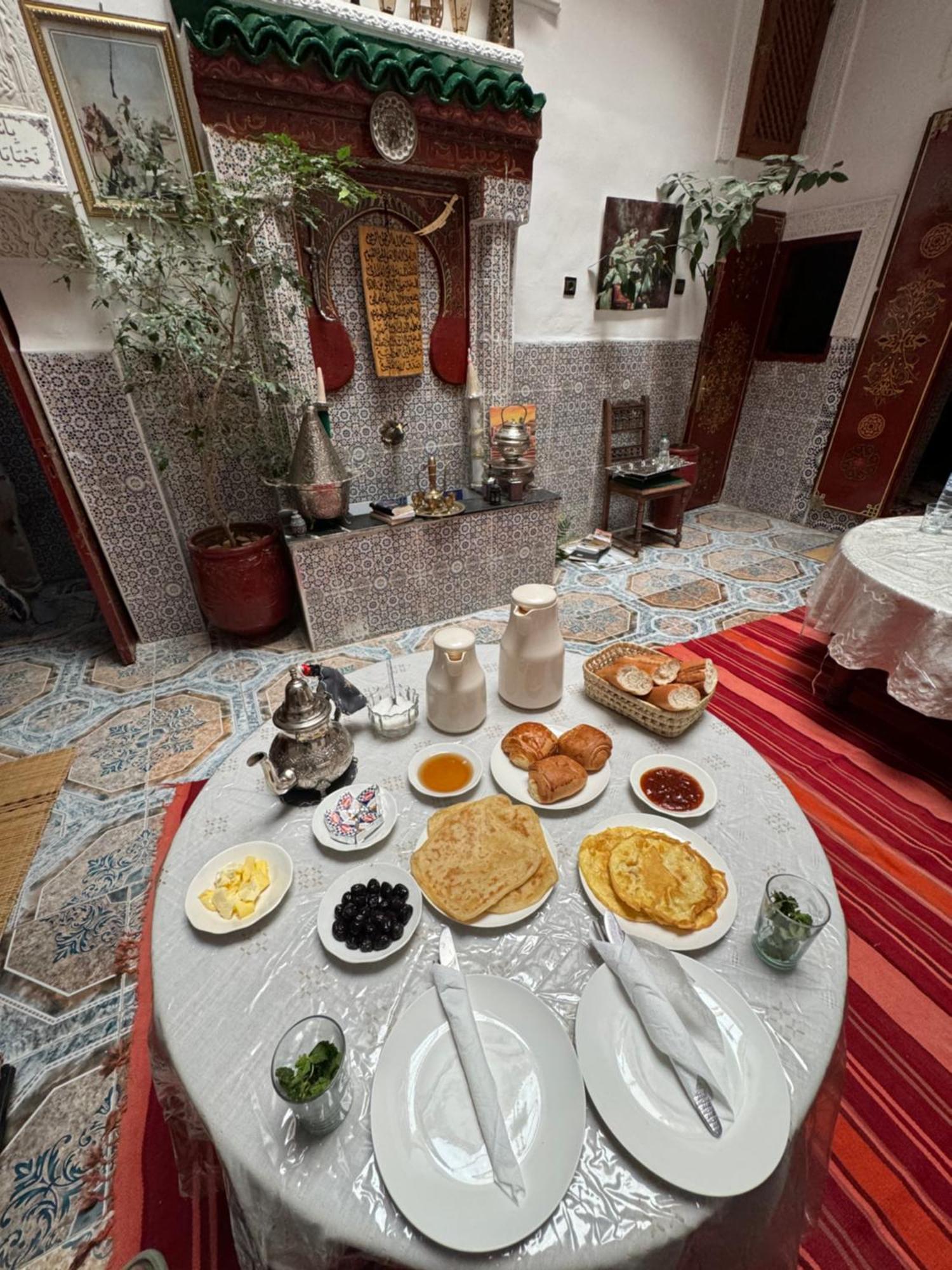Dar Enouiina 호텔 페스 외부 사진